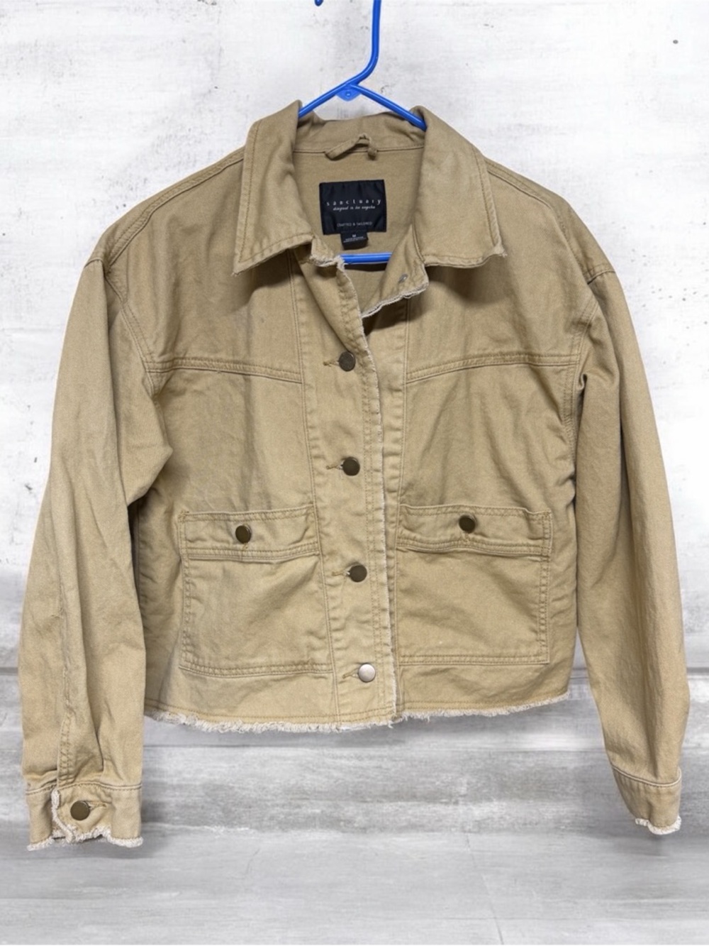 Sanctuary Cropped denim Utility Jacket raw hem Tan size medium